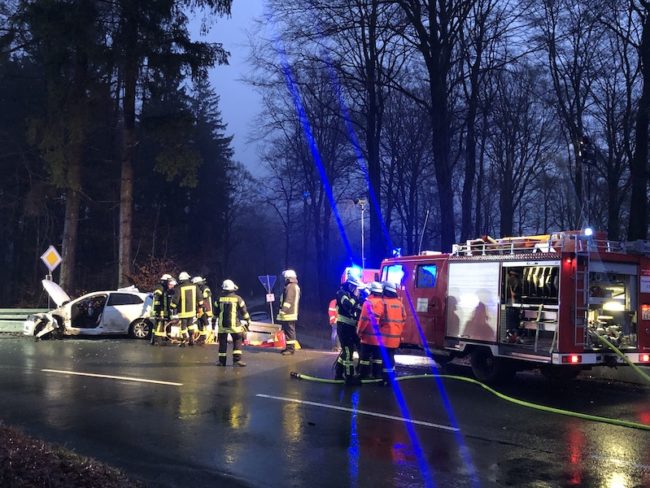 2020 03 06 VU Rennstrecke web