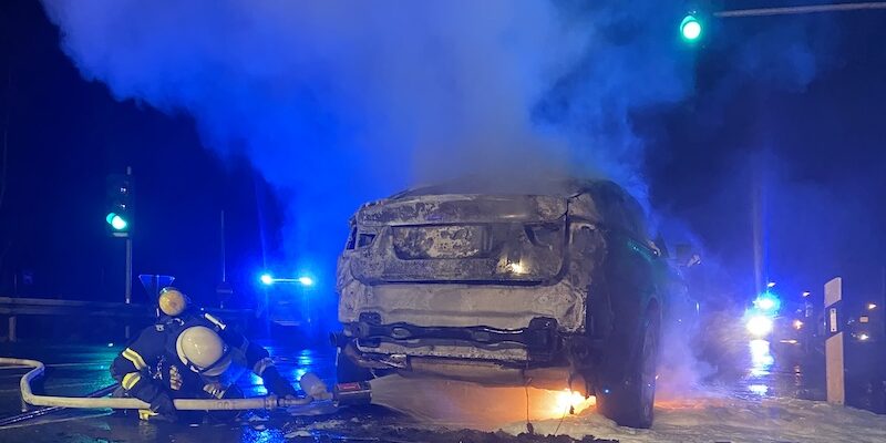 2021 12 PKW-Brand Velmede