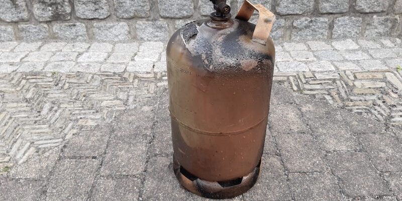 2022 07 30 Gasflasche Nuttlar