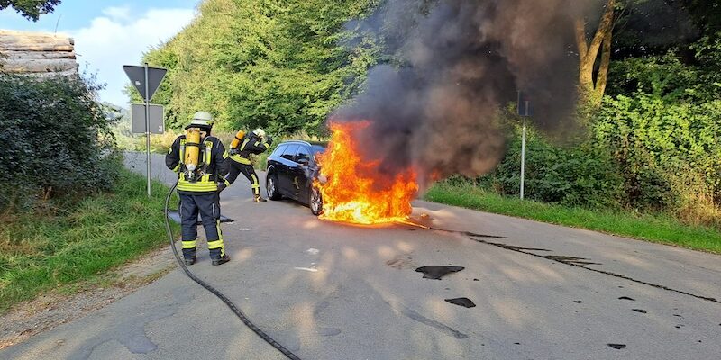 2024 09 PKW-Brand Halbeswig