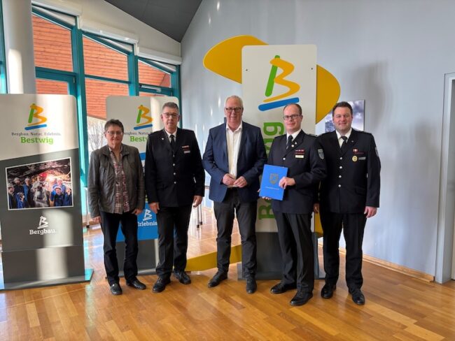 2025 Wehrleitung Ernennung Jan Adler 800px